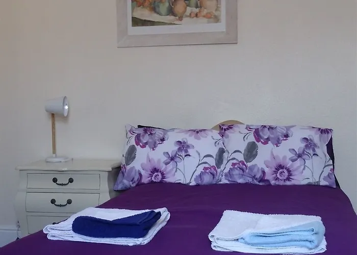 Sea Dogs Guest House